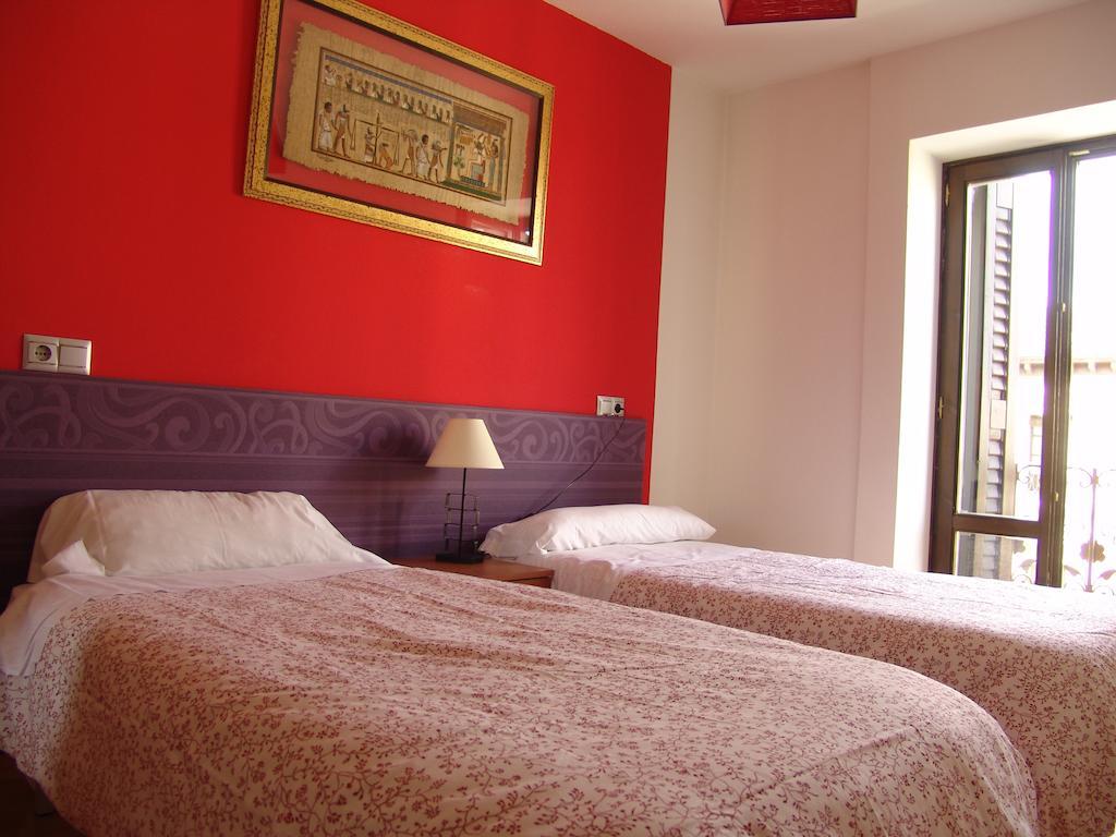 Apartamentos Zaragoza Coso 部屋 写真